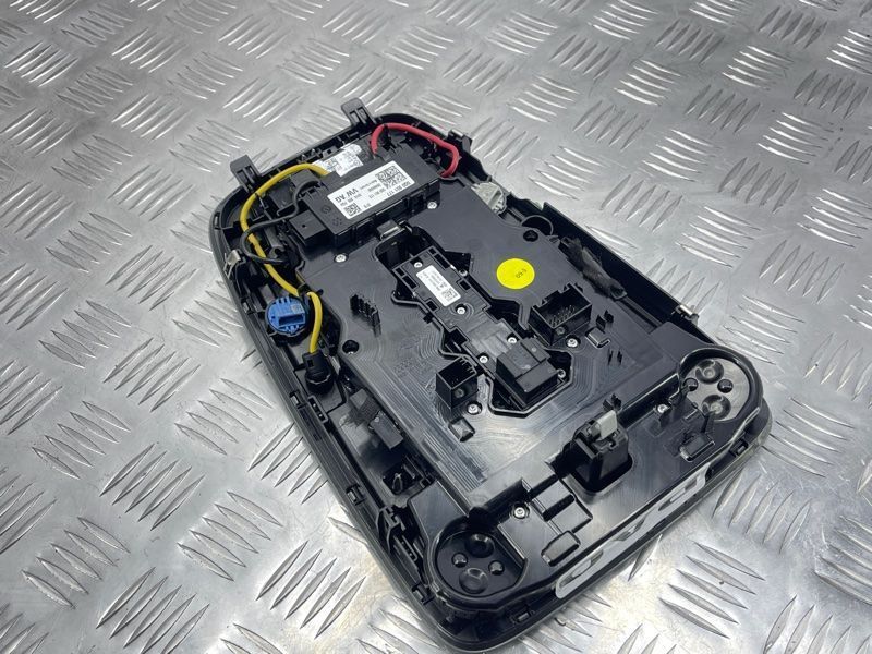 Плафон освітлення салону 80A947135 Audi Q5