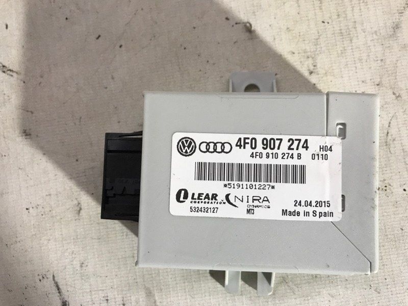 Блок керування системи контролю тиску в шинах 4F0907274 Audi Q7