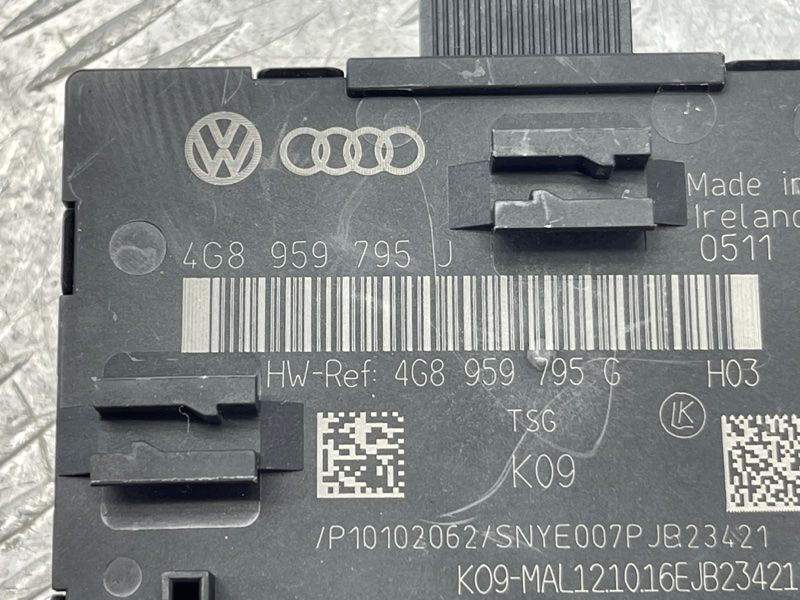 Блок управления двери Audi A6