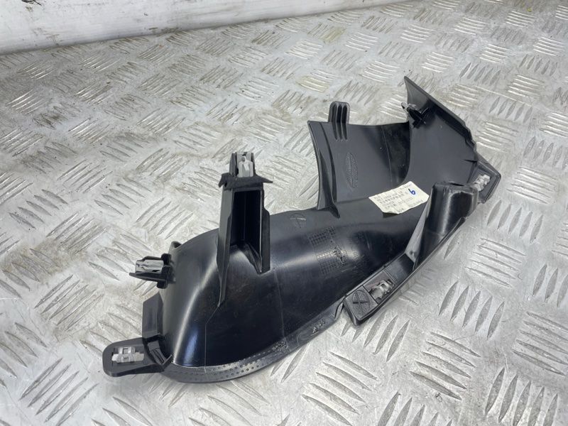 Накладка Polestar 2