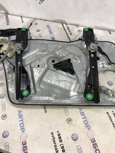 Стеклоподъемник 5N1837730F Volkswagen Tiguan