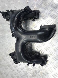 Колектор впускний 059129711CF Audi Q7