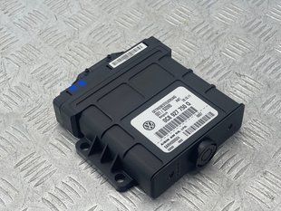 Блок керування АКПП 0C8927750Q Audi Q7