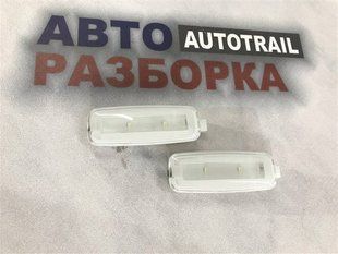 Плафон освещения салона 4H0947105C Audi A7