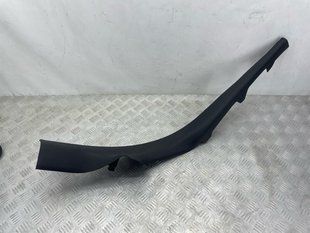 Облицювання порога 8W0867768A Audi A4