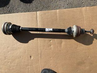 Полуось 8R0501203C Audi A7