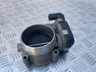 Дросельна заслінка 03H133062A Volkswagen Touareg