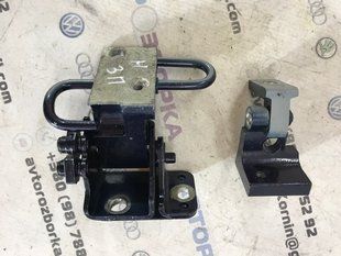 Петля двери 4L0833412A Audi Q7