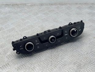 Панель керування клімат-контролем 4M0820043RSWI Audi Q7