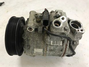 Компресор кондиціонера 4E0260805AR Audi Q7