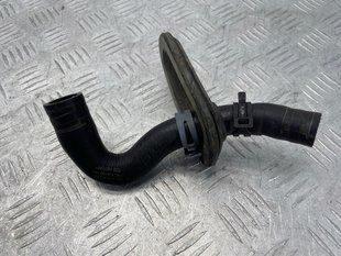 Патрубок системи охолодження 4G1819350AH Audi A6