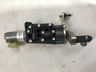Привідний блок кришки багажника 4M0827851A Audi Q7