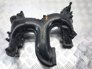 Колектор впускний 059129711CF Volkswagen Touareg