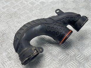Впускний патрубок 31474787 Volvo XC90