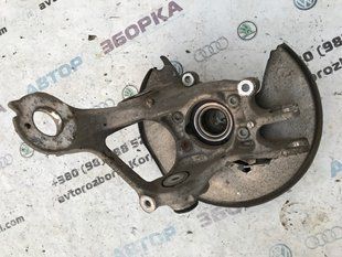 Поворотний кулак / цапфа 8R0505432F Audi A7