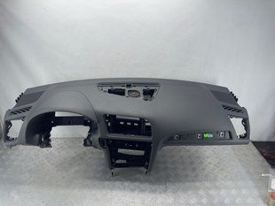 Торпедо с подушкой безопасноти 8R1857041F Audi Q5