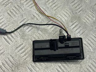Кнопка замка крышки багажника с камерой 5NA827566C Volkswagen Tiguan