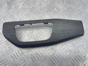 Декоративна накладка на торпедо 8W1853189RUT5 Audi A4