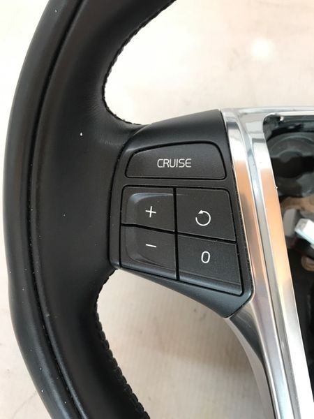 Кермо 31404324 Volvo XC60