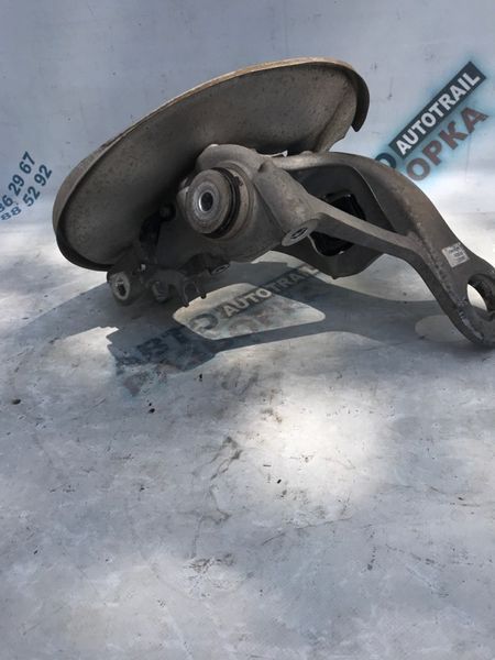 Поворотний кулак / цапфа з підшипником 8K0505432AR Audi A6