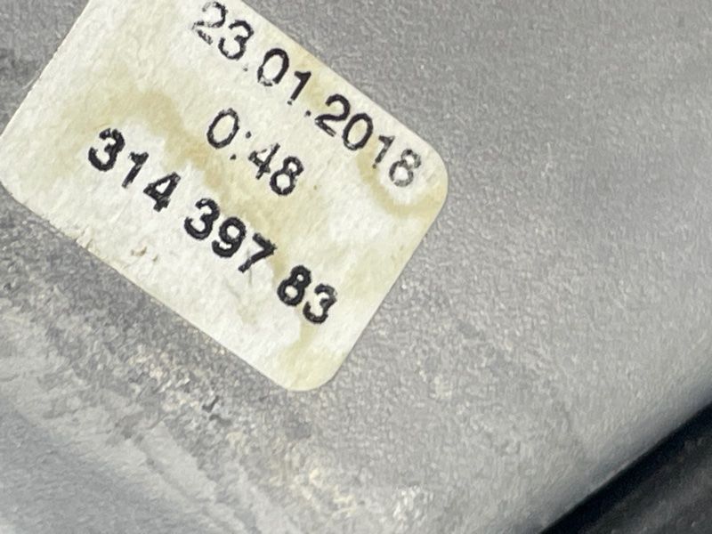Компресор наддуву 36010125 Volvo XC90