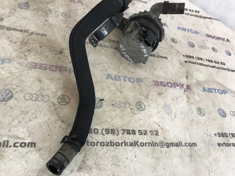Насос системи охолодження 8K0965567 Audi Q7 Audi A6, Audi Q7