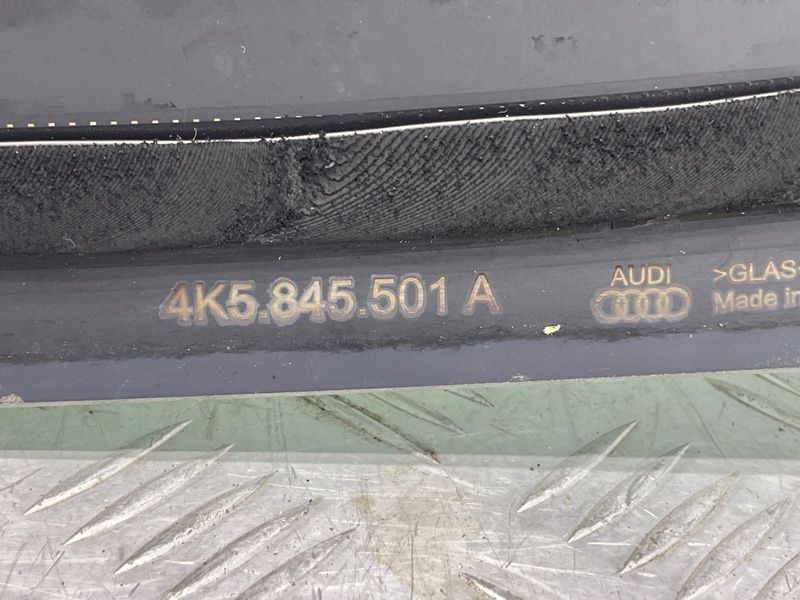 Стекло заднее с обогревом 4K5845501A Audi A6