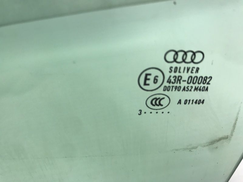 Скло дверей Audi A6