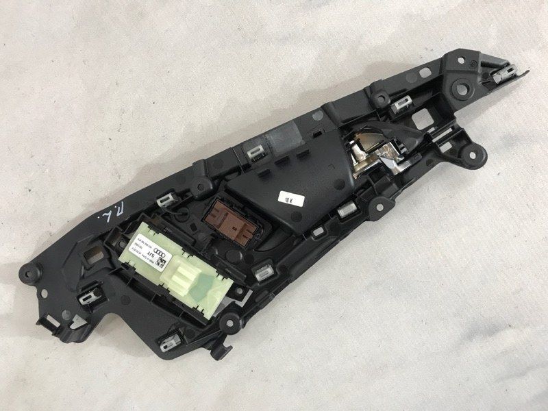 Блок кнопок пам'яті сидінь 4G09597695PR Audi A6