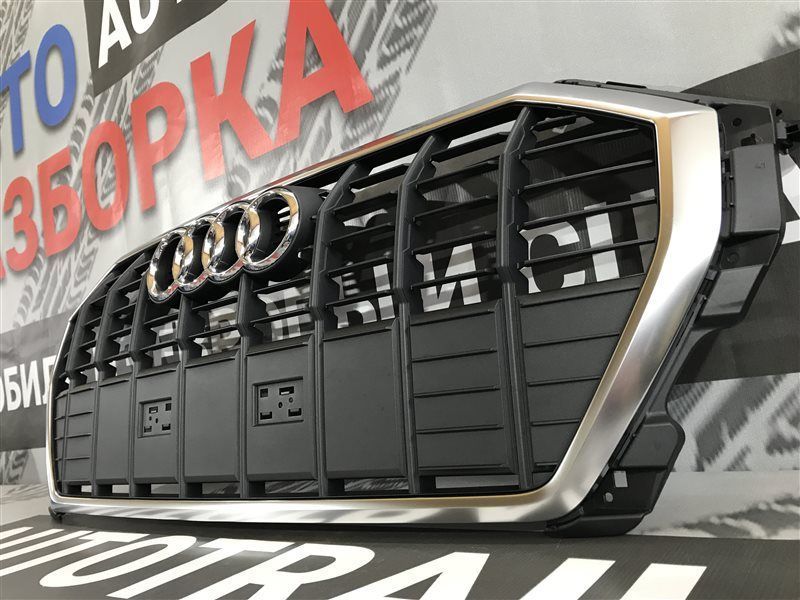 Решетка радиатора 83A853651 Audi Q3