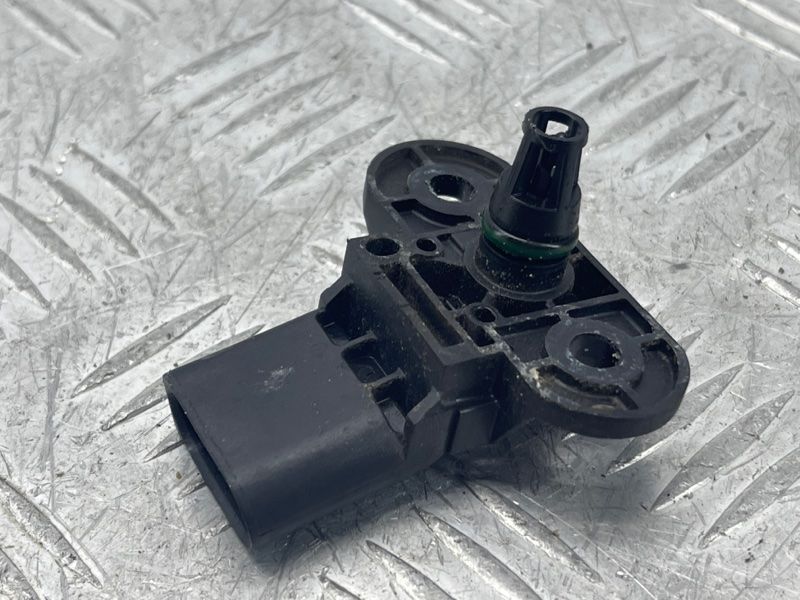 Датчик абсолютного давления (MAP) 03C906051F Audi Q7 Audi A4, Audi A5, Audi A6, Audi A7, Audi A8, Audi Q5, Audi Q7, Audi RS5, Audi S4, Audi S5, Audi SQ5, Volkswagen Beetle, Volkswagen Golf, Volkswagen Jetta, Volkswagen Passat, Volkswagen Rabbit, Volkswagen Touareg