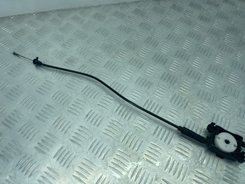 Трос капота 4G0823531A Audi A7