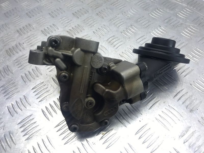 Масляний насос 06E115105AQ Audi A7