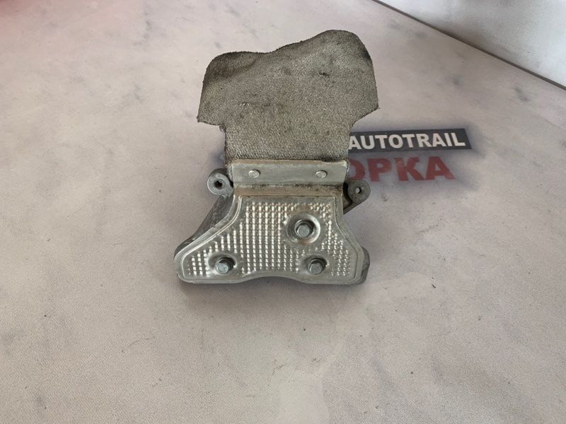 Опора / кронштейн двигуна 4G0199308E Audi A7
