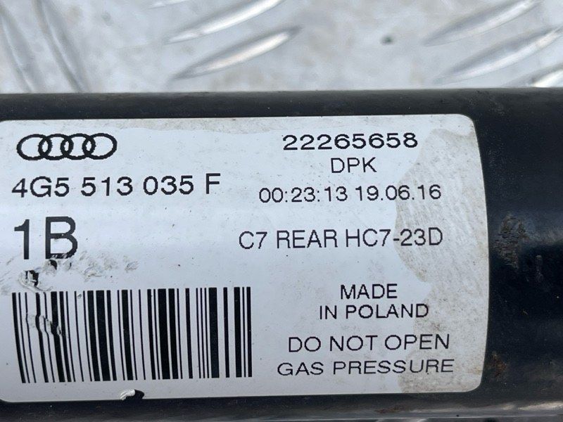 Стійка амортизатора 4G5513035F Audi A6