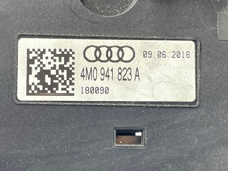 Блок распределительный 4M0941823A Audi Q7