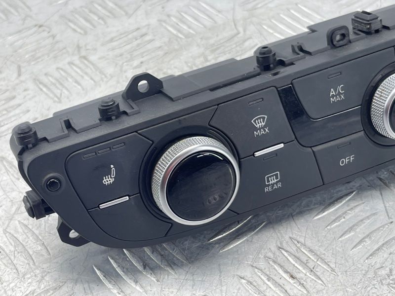 Панель управления климат-контролем 4M0820043RSWI Audi Q7