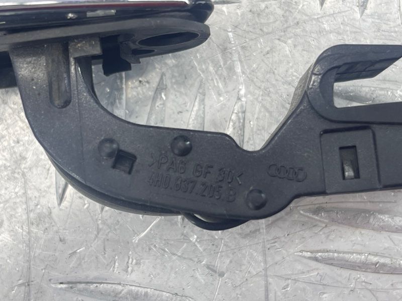 Ручка дверей (keyless) зовнішня 4H0837205B Audi A7