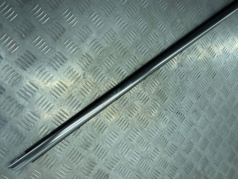 Молдинг дверей хром Volkswagen Touareg