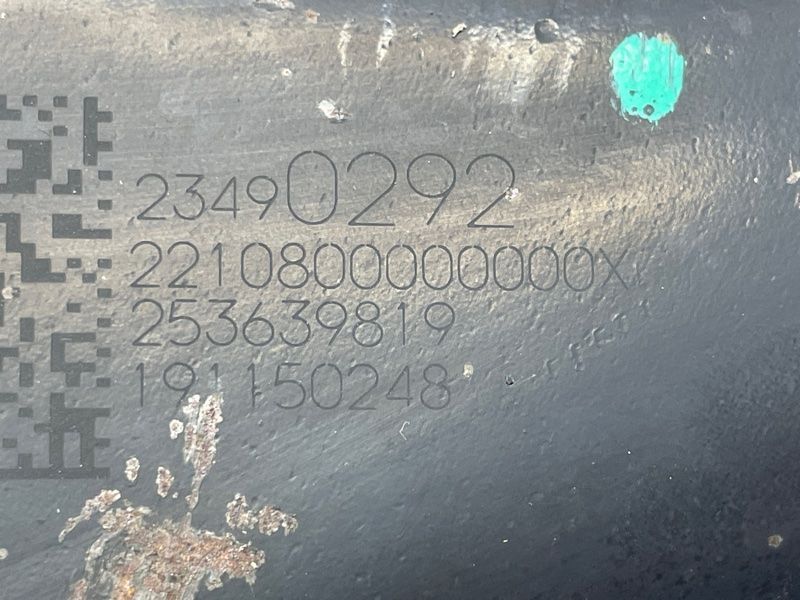 Важіль передньої підвіски нижній 23490292 Chevrolet Colorado