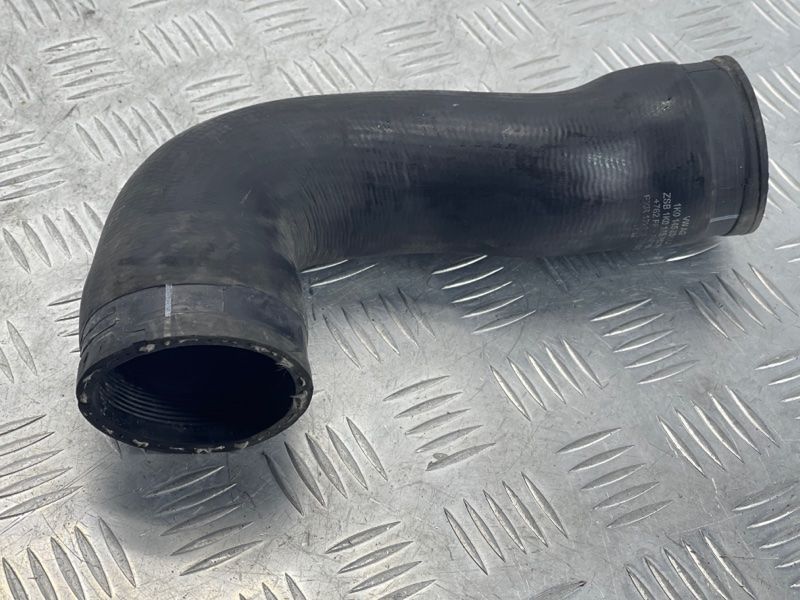 Патрубок інтеркулера 1K0145834AJ Volkswagen CC