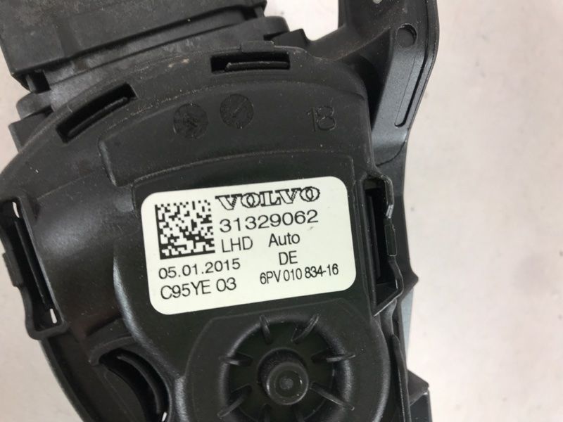 Педаль газу (акселератора) 31329062 Volvo XC60