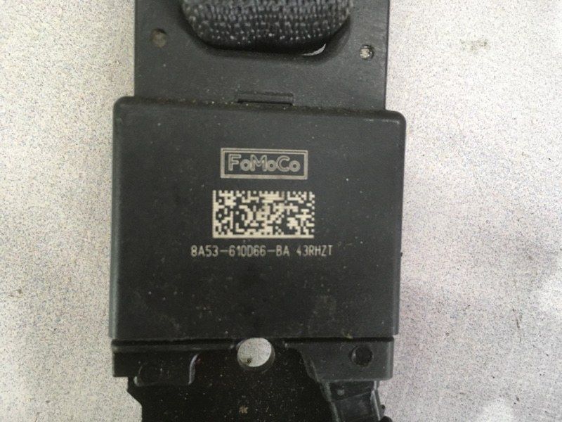 Ремень безопасности 8A53610D66BA Ford Flex