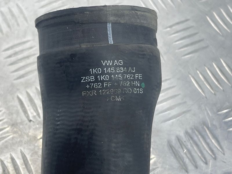 Патрубок інтеркулера 1K0145834AJ Volkswagen CC