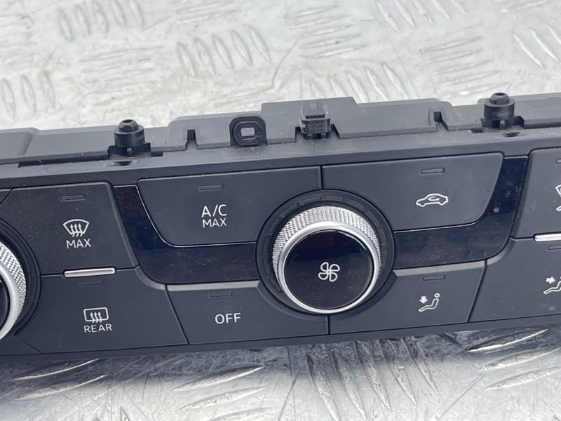 Панель управления климат-контролем 4M0820043RSWI Audi Q7