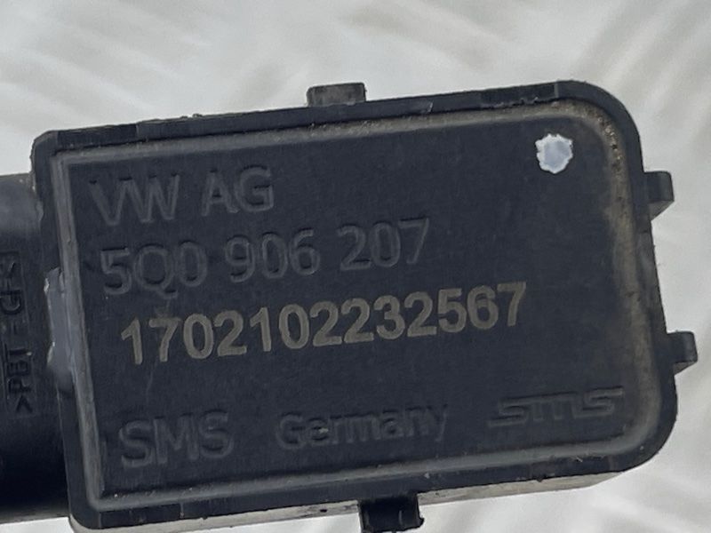 Датчик тиску 5Q0906207 Audi A6