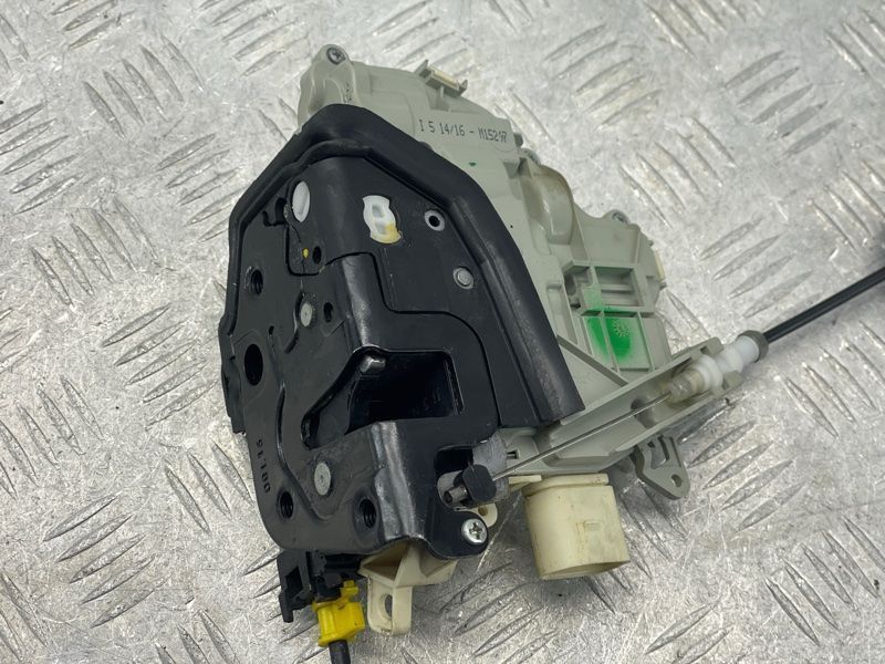 Замок дверей 4G0839015D Audi A6