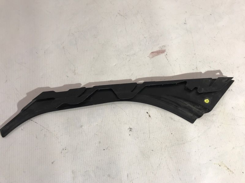 Накладка фари 7P6941778A Volkswagen Touareg