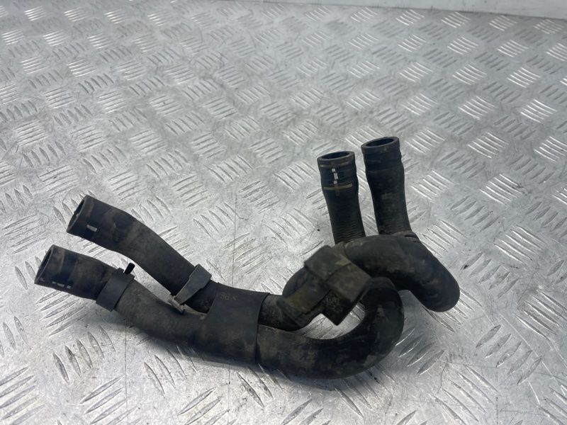 Шланг системи охолодження 7P6122073A Volkswagen Touareg
