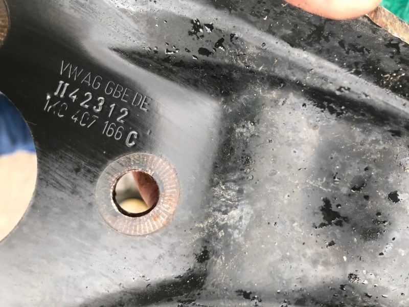 Важіль 1K0407166C Volkswagen Tiguan